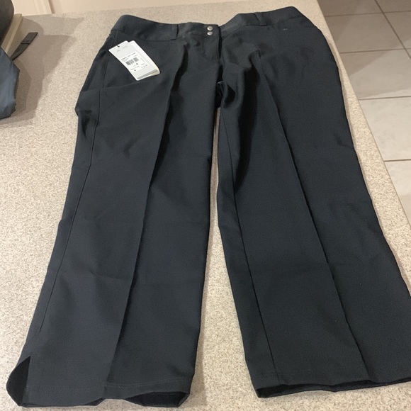 Adidas Essential Lightweight Capris brand new black size 6 - Picture 2 of 8